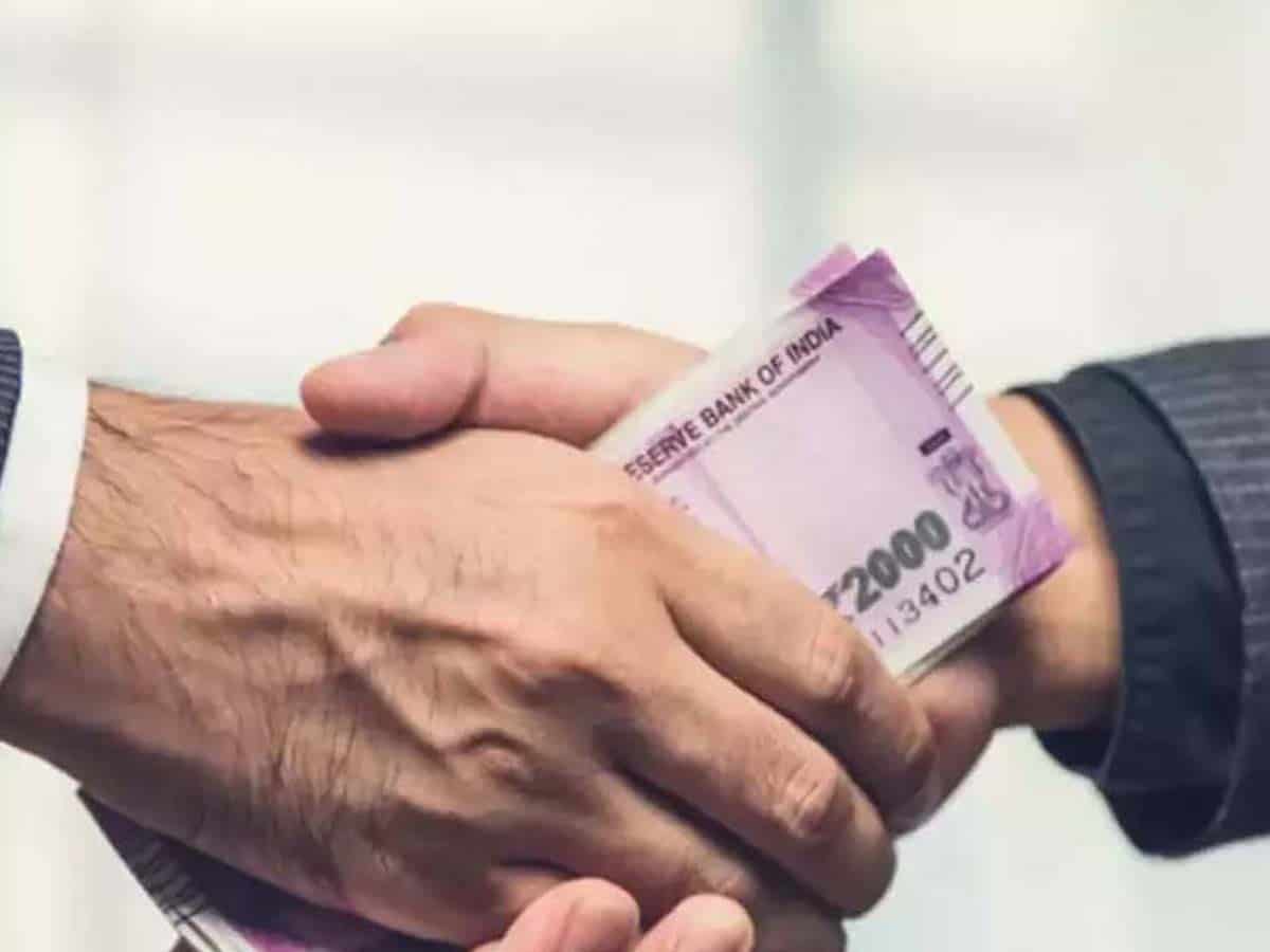 Hyderabad: ACB nabs four for taking bribe