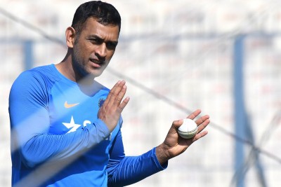Dhoni, CSK finally start practice in UAE