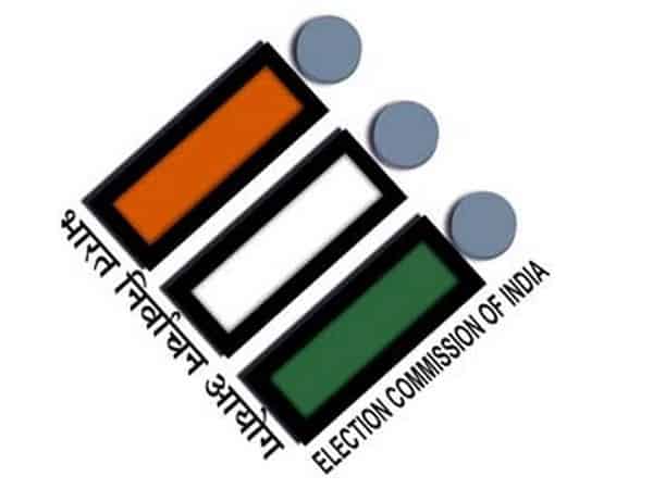 No directive to CBDT to issue notice to Sharad Pawar: Election Commission