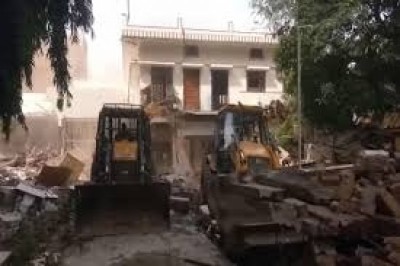 Ex-MP Ateeq Ahmad's Rs 30cr property demolished in Prayagraj