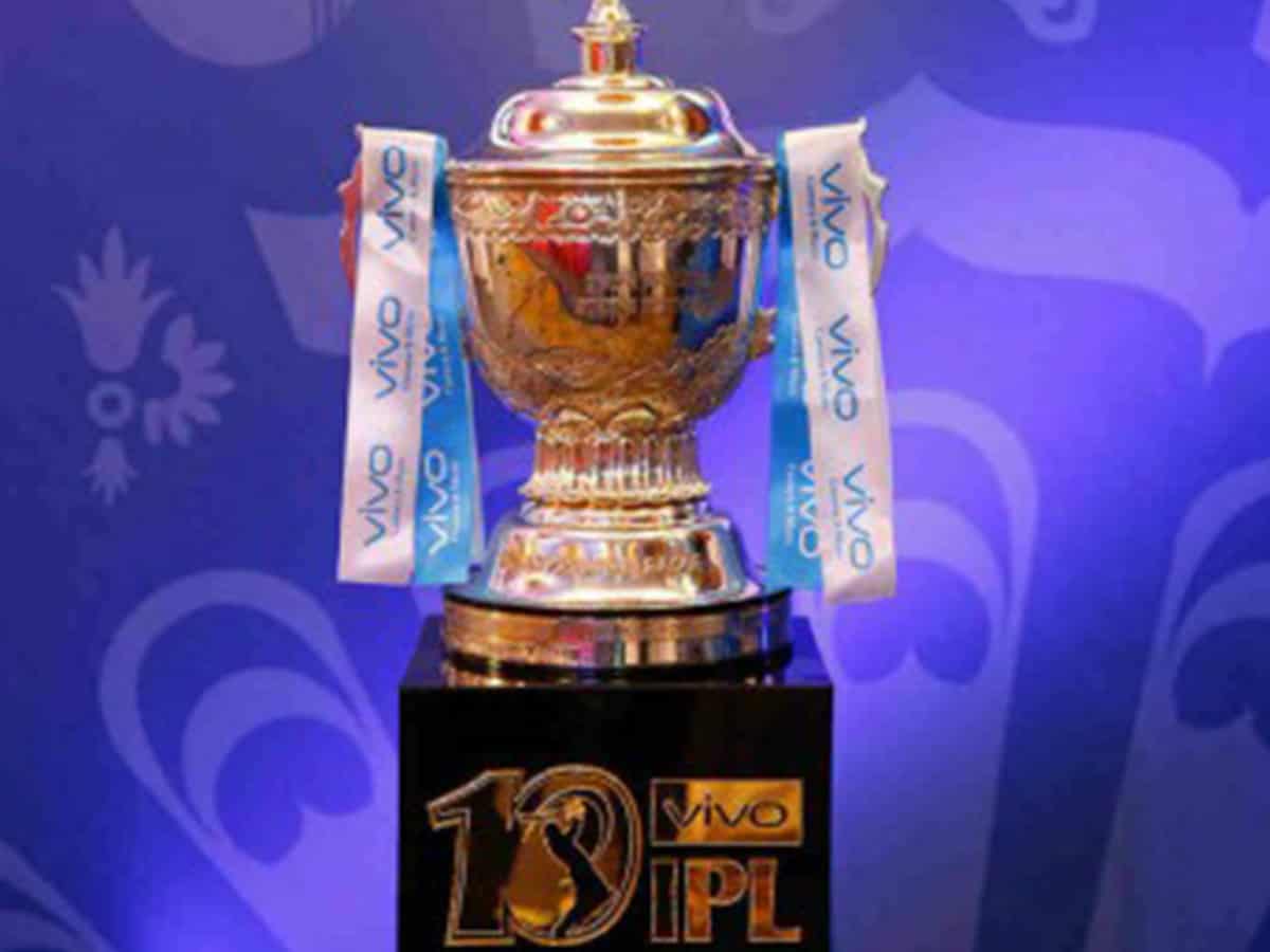 Kolkata: 9 held for betting on IPL match