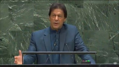 India walks out of UNGA protesting Imran's diatribe (3rd Ld)