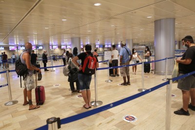 Israel airport to remain open despite nationwide lockdown