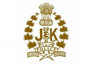 J&K police arrests LeT terror associate
