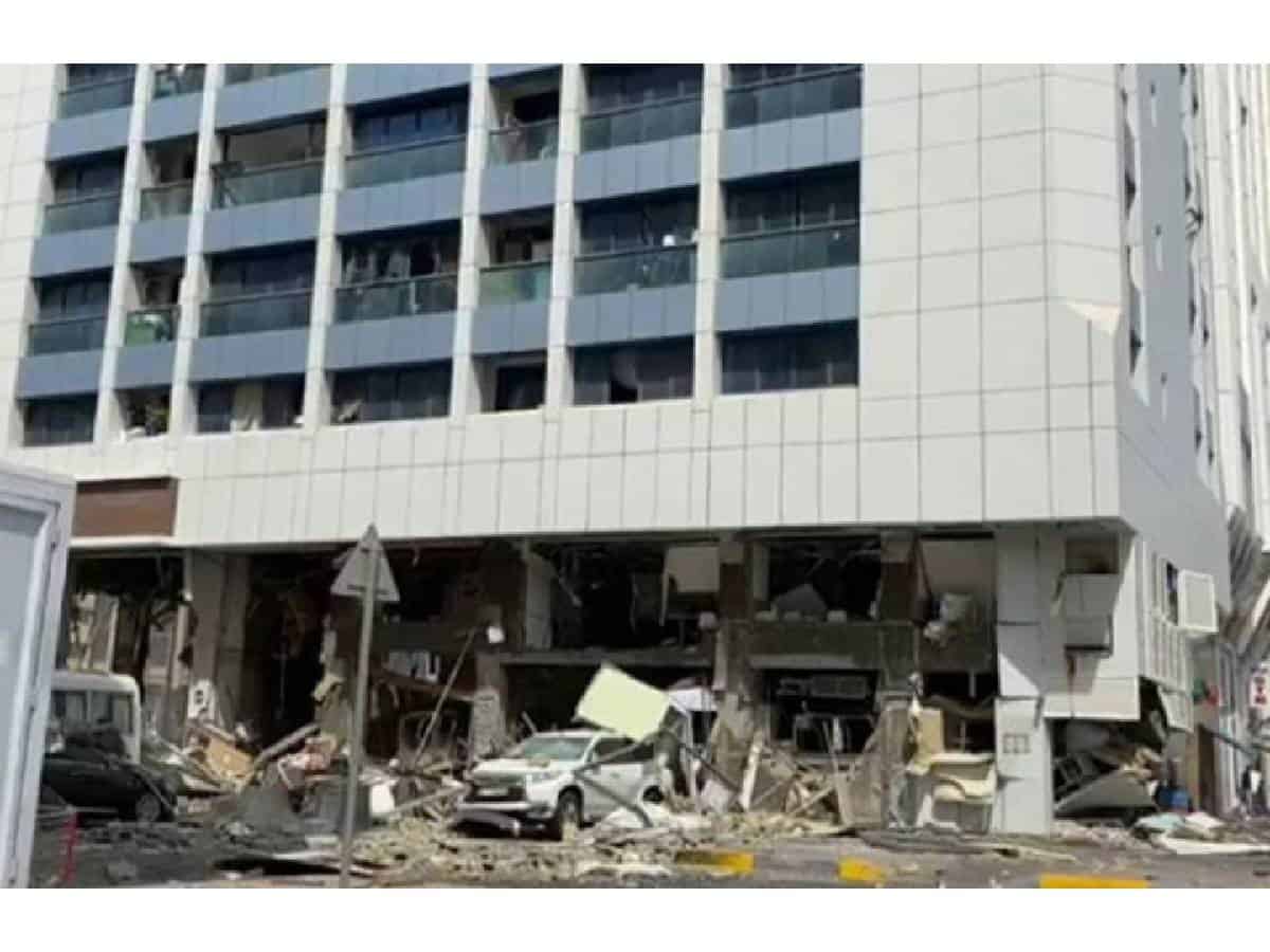 Multiple blasts rock fast food restaurants in Abu Dhabi