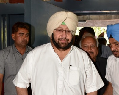 Punjab CM warns Kejriwal against 'instigating people' amid pandemic