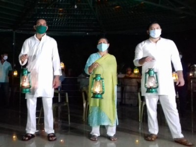 RJD protests against Nitish Kumar govt by lighting lamps
