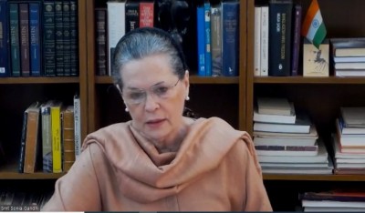 Sonia brings a dissenter into special panel, reshuffles CWC