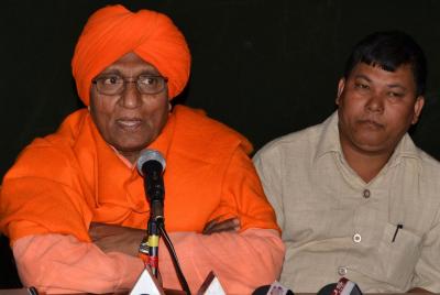 Swami Agnivesh suffers multi-organ failure, condition critical
