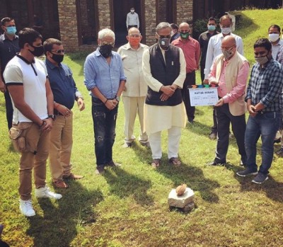 Uttarakhand CM Rawat at muhurat of Karanvir Bohra's latest