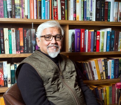 Amitav Ghosh, Pico Iyer to be part of Khushwant Singh LitFest