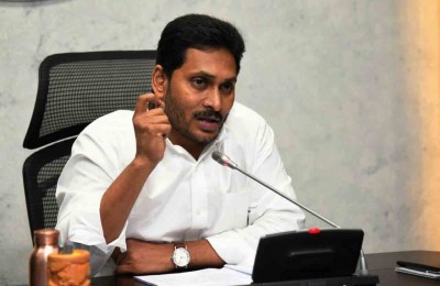 Andhra govt clears Rs 148 cr dues for Aarogyasri scheme