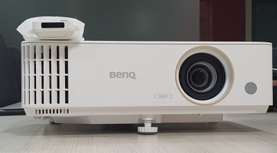 BenQ TH585 home projector: Still watching IPL on TV?