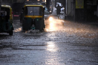 Bengaluru receives 75 mm rains, life hit in many areas