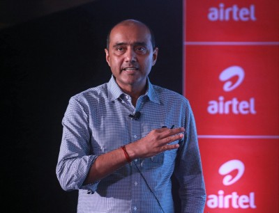 Bharti Airtel's Q2 net loss narrows on robust revenue growth