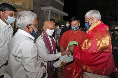 Gajendra Singh Shekhawat arrives in Tirupati for Saturday prayers