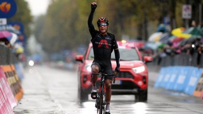 Giro D'Italia: Jhonatan Narvaez wins Stage 12