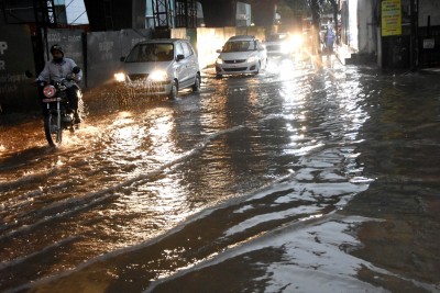 Heavy rains cause flash floods in Karnataka