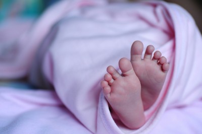Hit by Covid blues, Bengal couple sell infant daughter for Rs 4,000