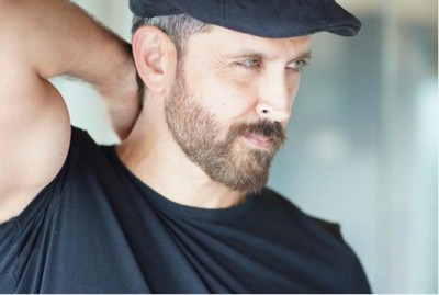 Hrithik Roshan lauds viral video of doctor dancing to 'War' song