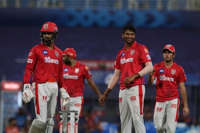 KXIP players' touching tribute to Mandeep's late father