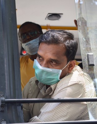 Karnataka slashes hefty fine for Covid mask violators