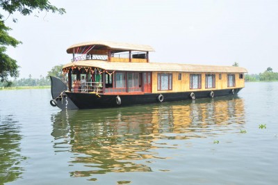 Kerala houseboats ready to greet tourists again