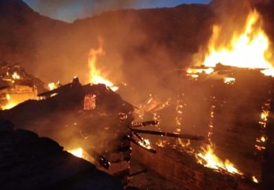 Massive fire burns records at Patna's Secretariat, RJD cries foul
