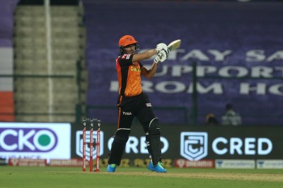 SRH turn the screws to limit KXIP to 126/7