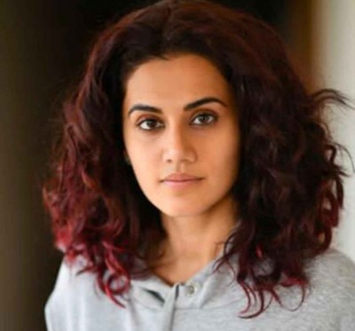 Taapsee indulges in viral 'biggini shoot' song with sisters