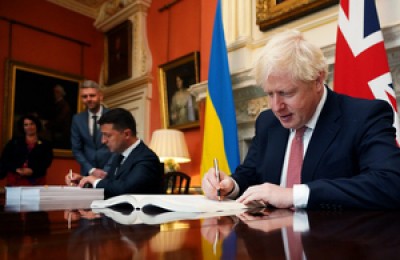 UK, Ukraine sign deal to boost political, trade ties