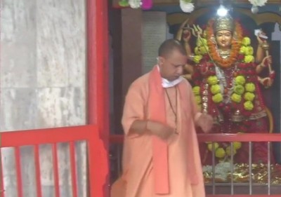 Yogi performs 'Kanya Pujan' in Gorakhnath temple