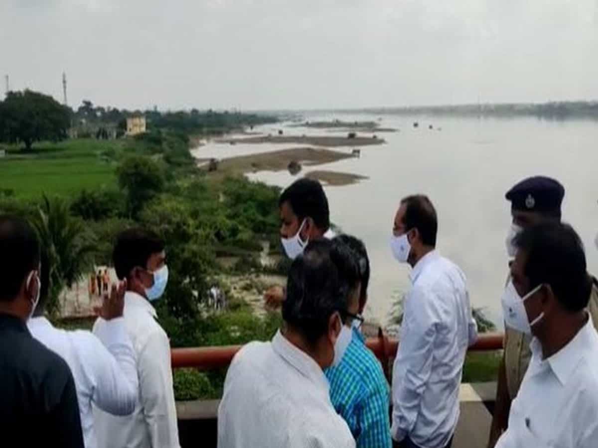 Finance and irrigation ministers review arrangements for Pushkaram: AP