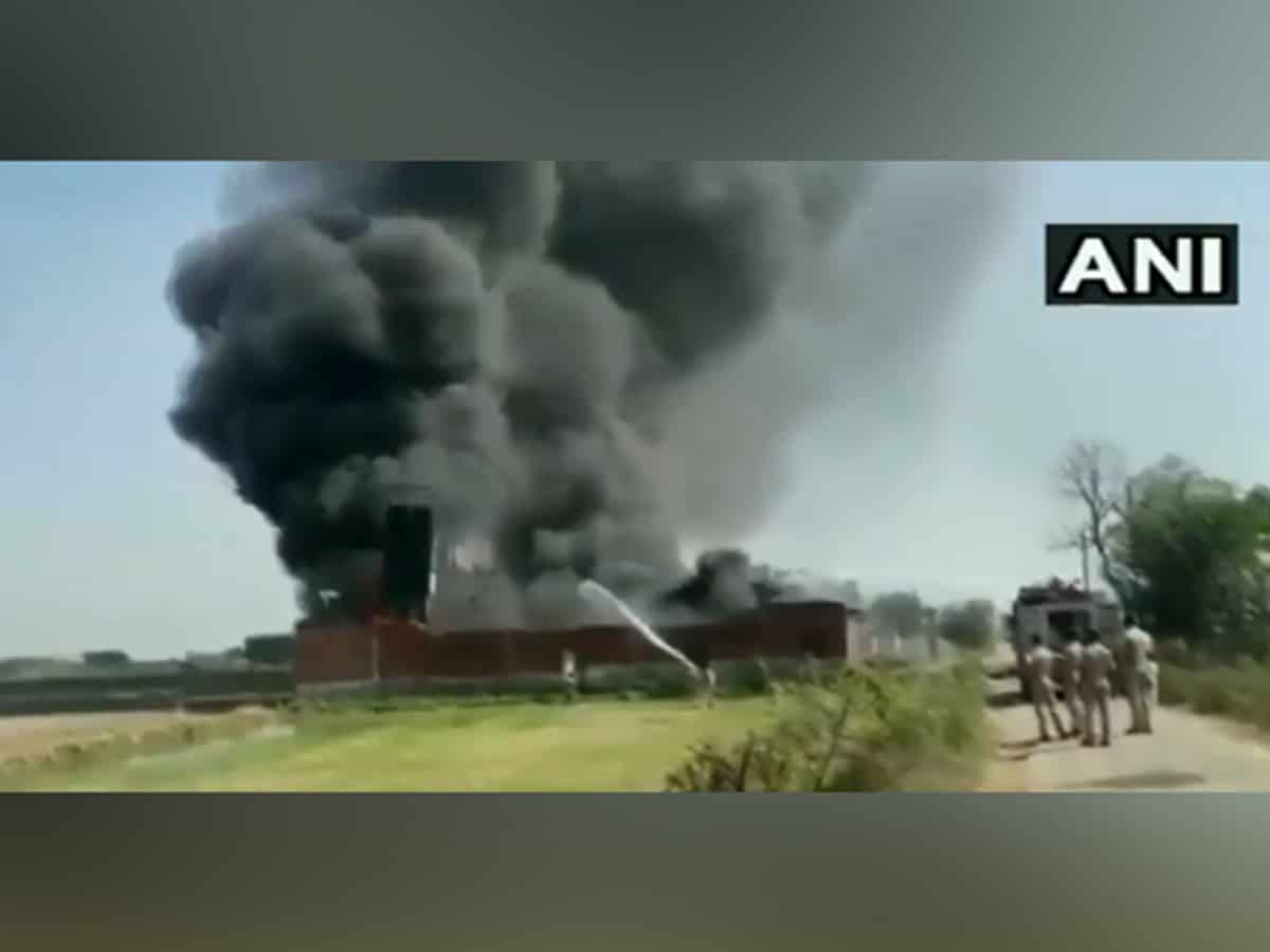 Fire breaks out at chemical factory in Meerut's Kharkhauda