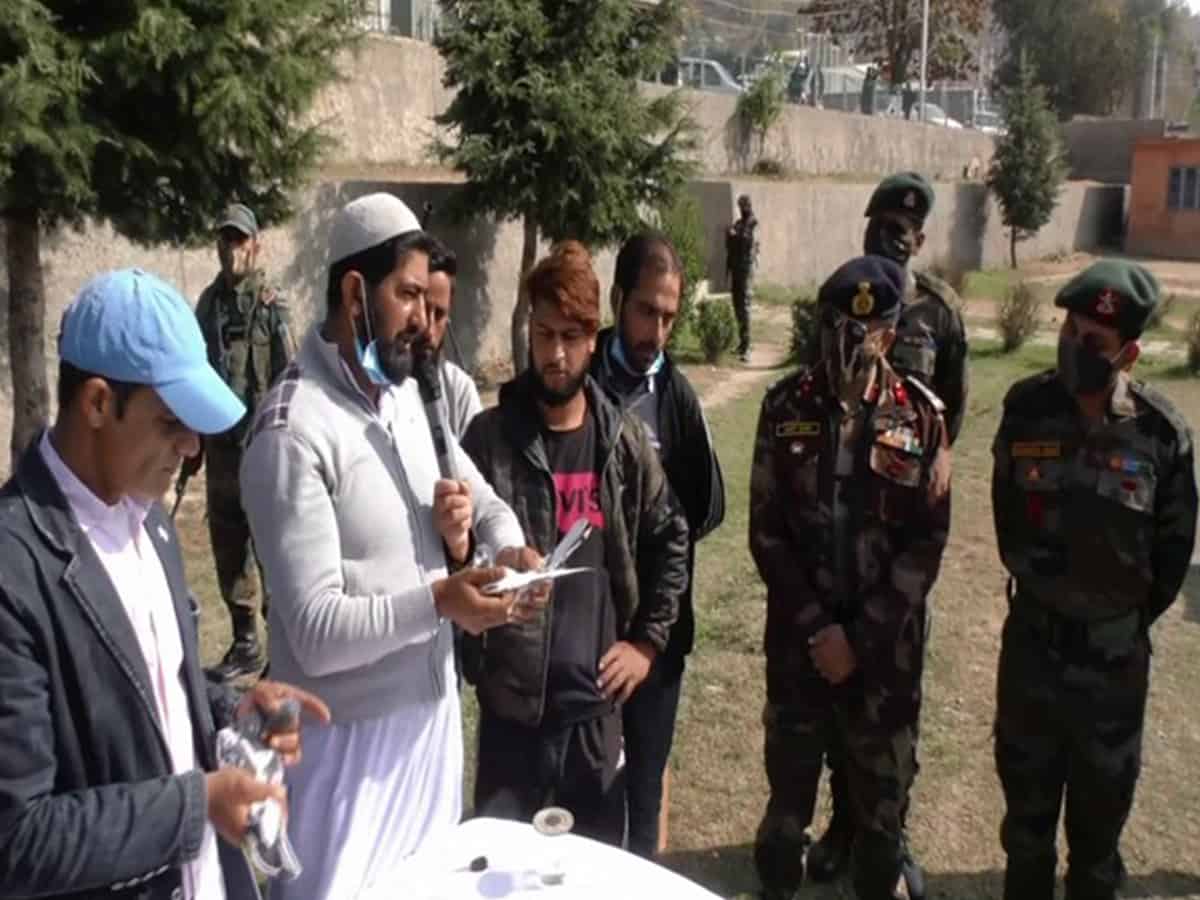 Pigeon flying competition organised by Indian Army in J-K's Baramulla
