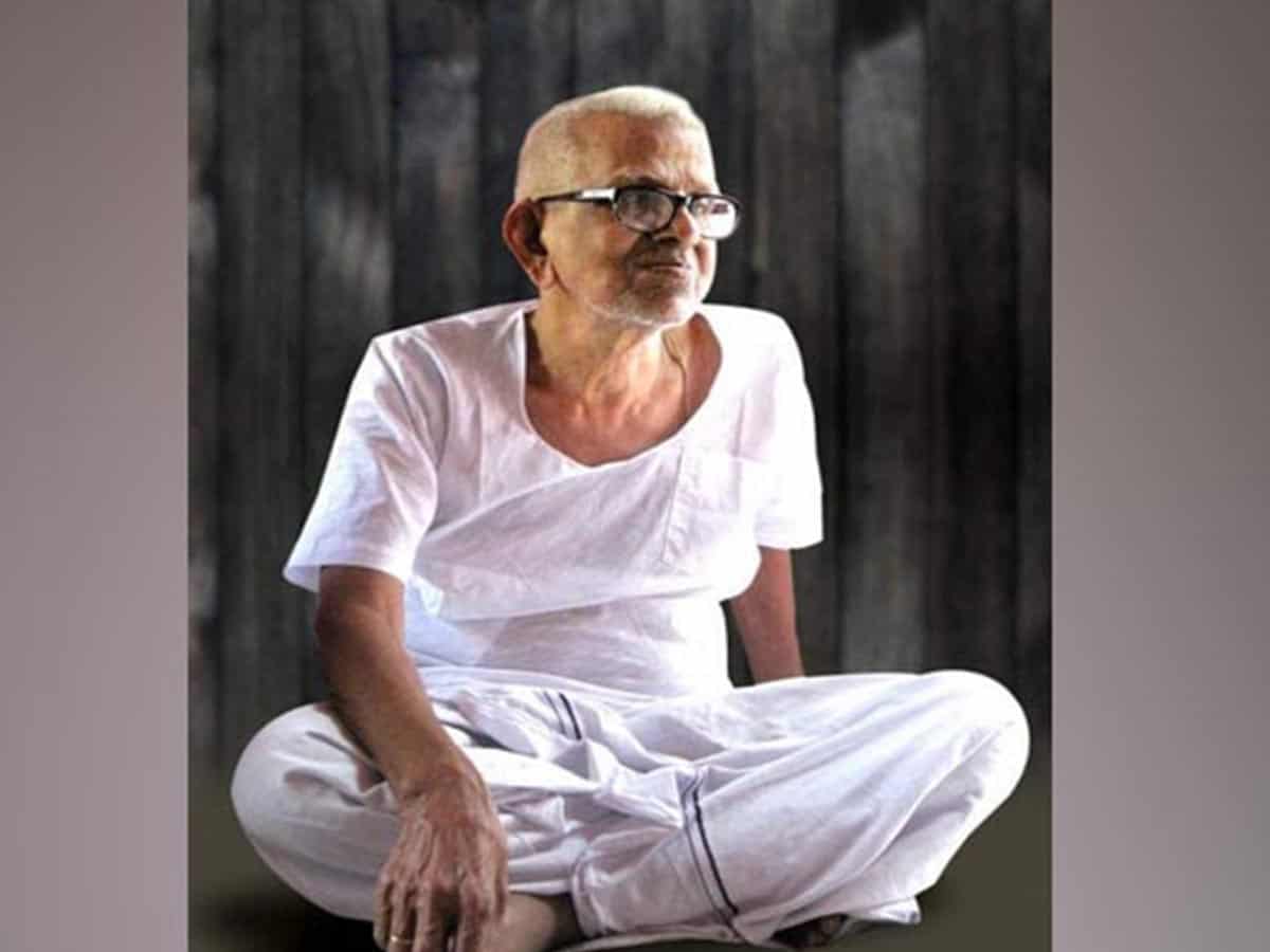 Legendary poet Akkitham Achuthan Namboothiri passes away at 94