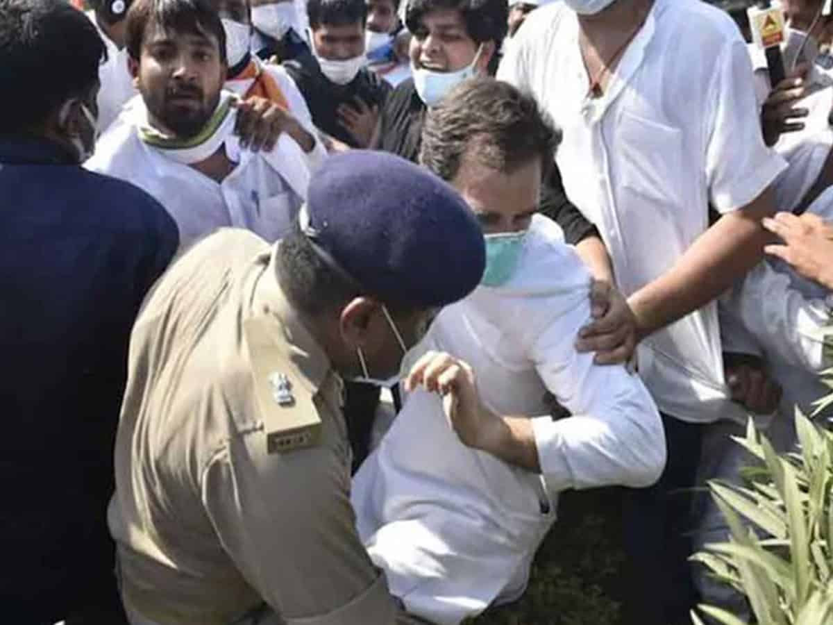 Rahul, Priyanka arrested while marching towards Hathras to meet victim's family (Ld)