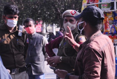 1,306 fined for not wearing masks in Delhi