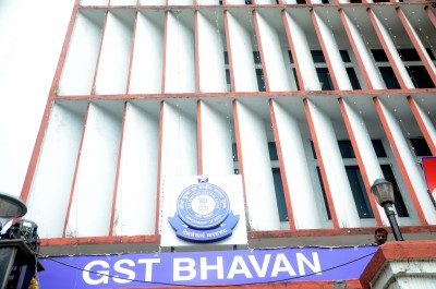 25K defaulting taxpayers to be persuaded to file GST returns by Nov 30