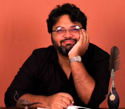 Author Akshat Gupta recalls first interaction with Sakshi Dhoni for web series