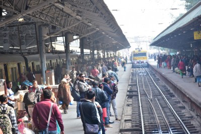 Decision to resume local trains to be taken on Nov 5: WB govt