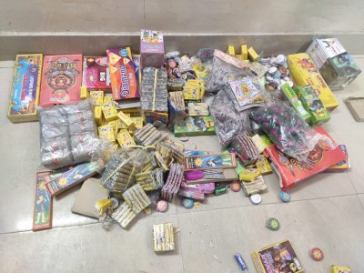 Delhi Police book 55 for selling firecrackers