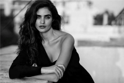 NCB quizzes Arjun Rampal's girlfriend and model Gabriella