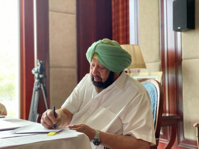 Punjab CM hails Centre's invite to protesting farmers for talks