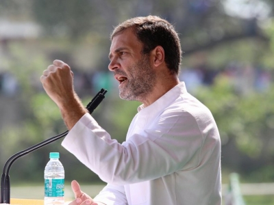 Rahul accuses NDA govt of 'crony capitalism and enslaving farmers'