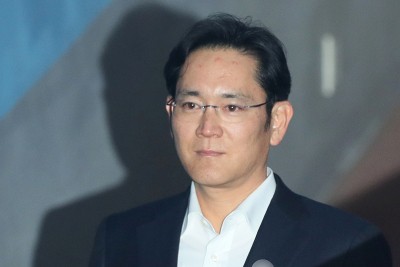 Samsung boss focuses on design strategy in meeting with top brass