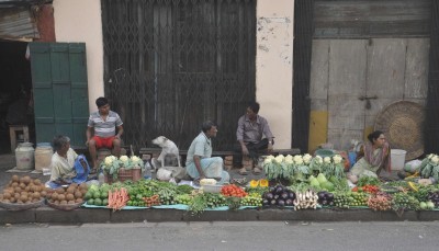 Seasonal bottlenecks: October retail inflation expected to remain elevated