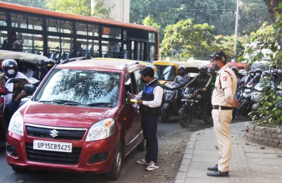 Spit in Delhi, attract a fine of Rs 2k