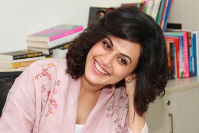 Taapsee Pannu is in a relationship with 'no baggage, no burden'