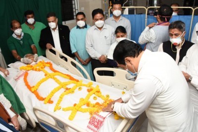Thousands paid tributes to Assam's longest serving ex-CM Gogoi